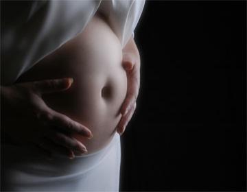 Picture of pregnant abdomen